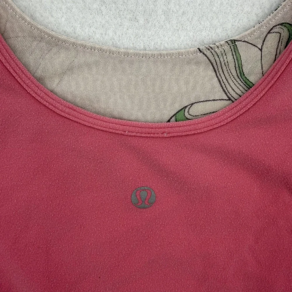 Lululemon Tank Top Womens 8 Pink Scoop Neck Built In‎ Bra Floral Lined Yoga Gym